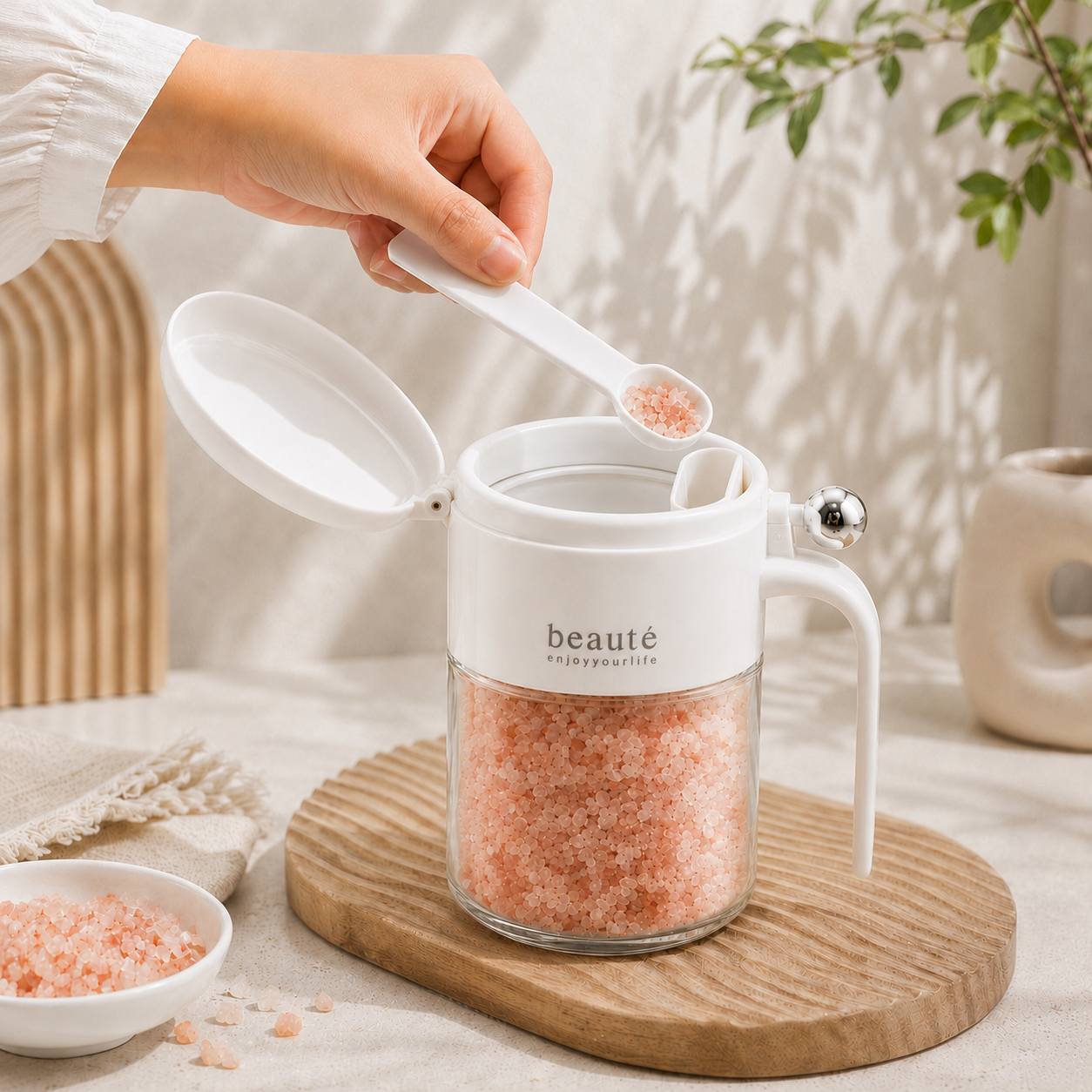Seasoning Jar With Spoon